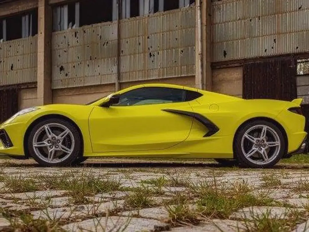 Corvette C8 Z51 2LT - Thumbnail 9