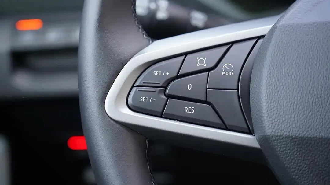 Dacia Bigster TCe 4x4 EV Extreme - Thumbnail 8