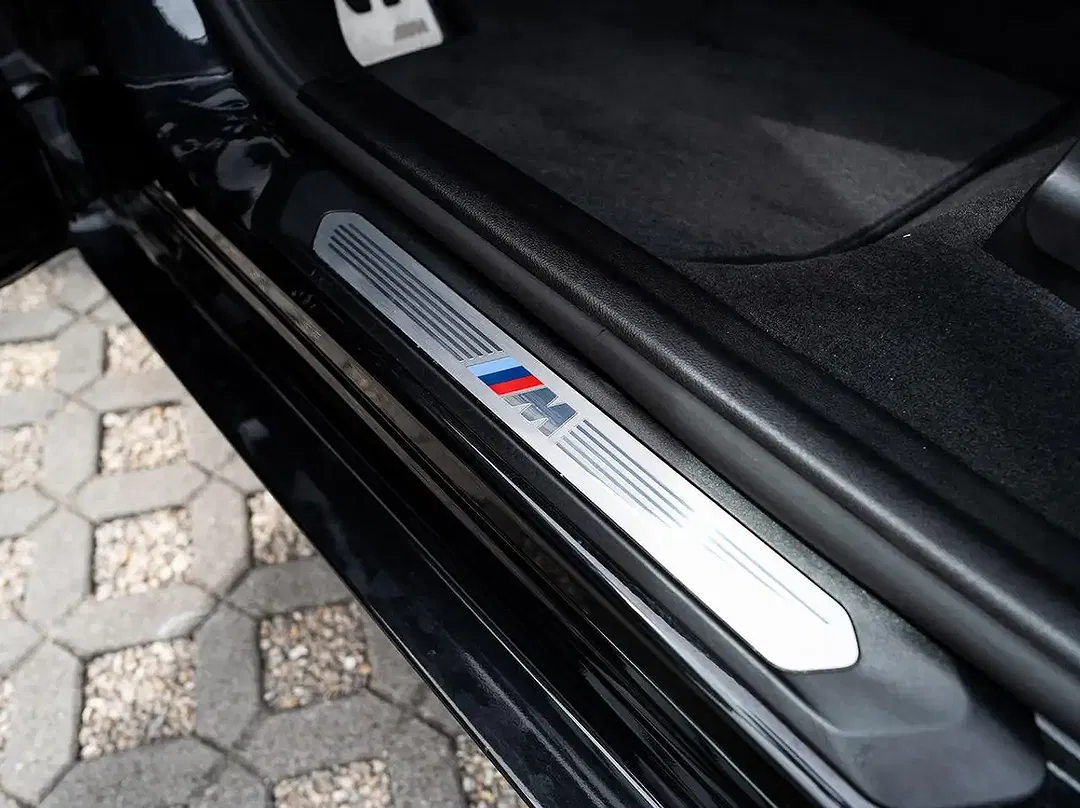 BMW X4 M - Thumbnail 13