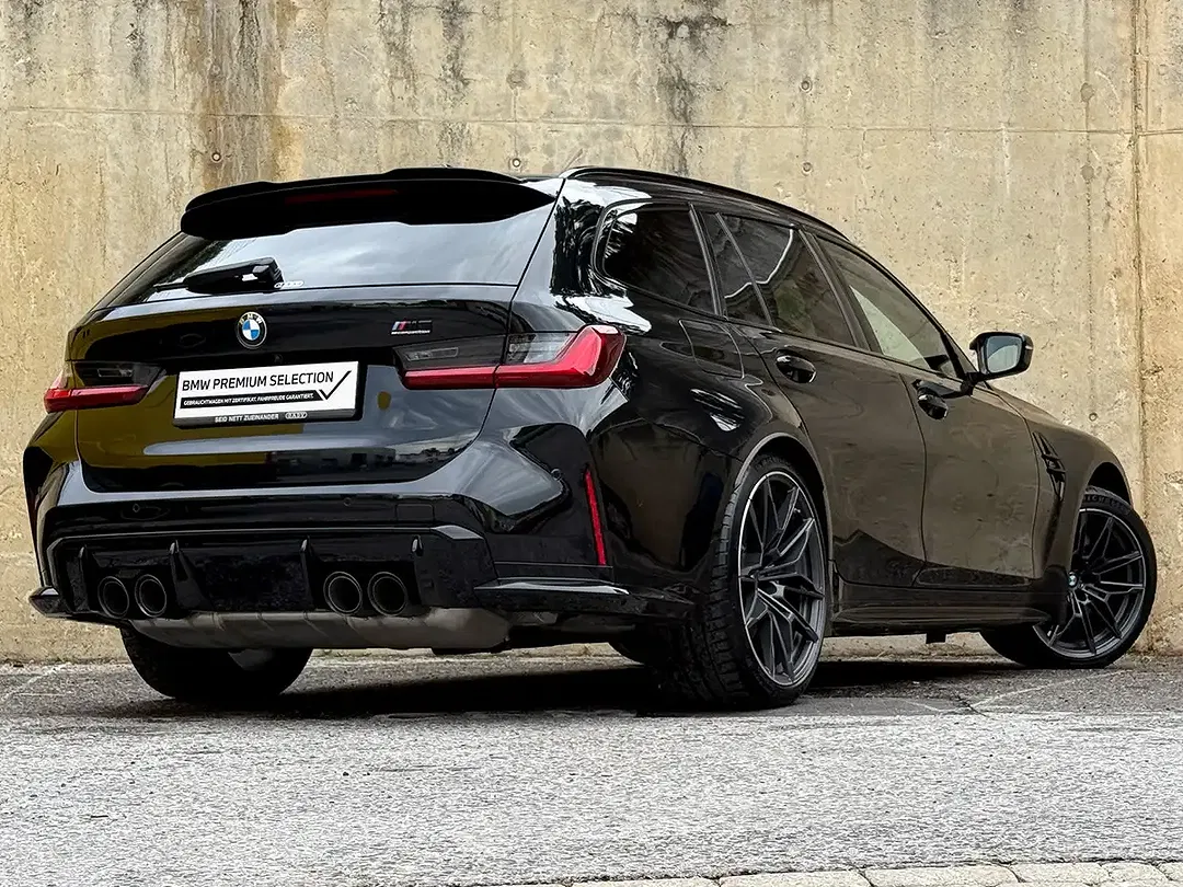 BMW M3 M xDrive Competition - Thumbnail 4