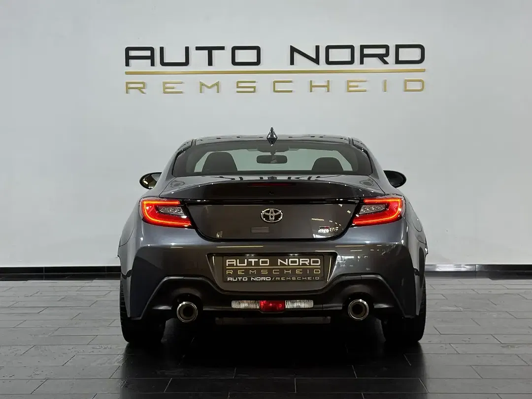 Toyota GR86 Premium - Thumbnail 7