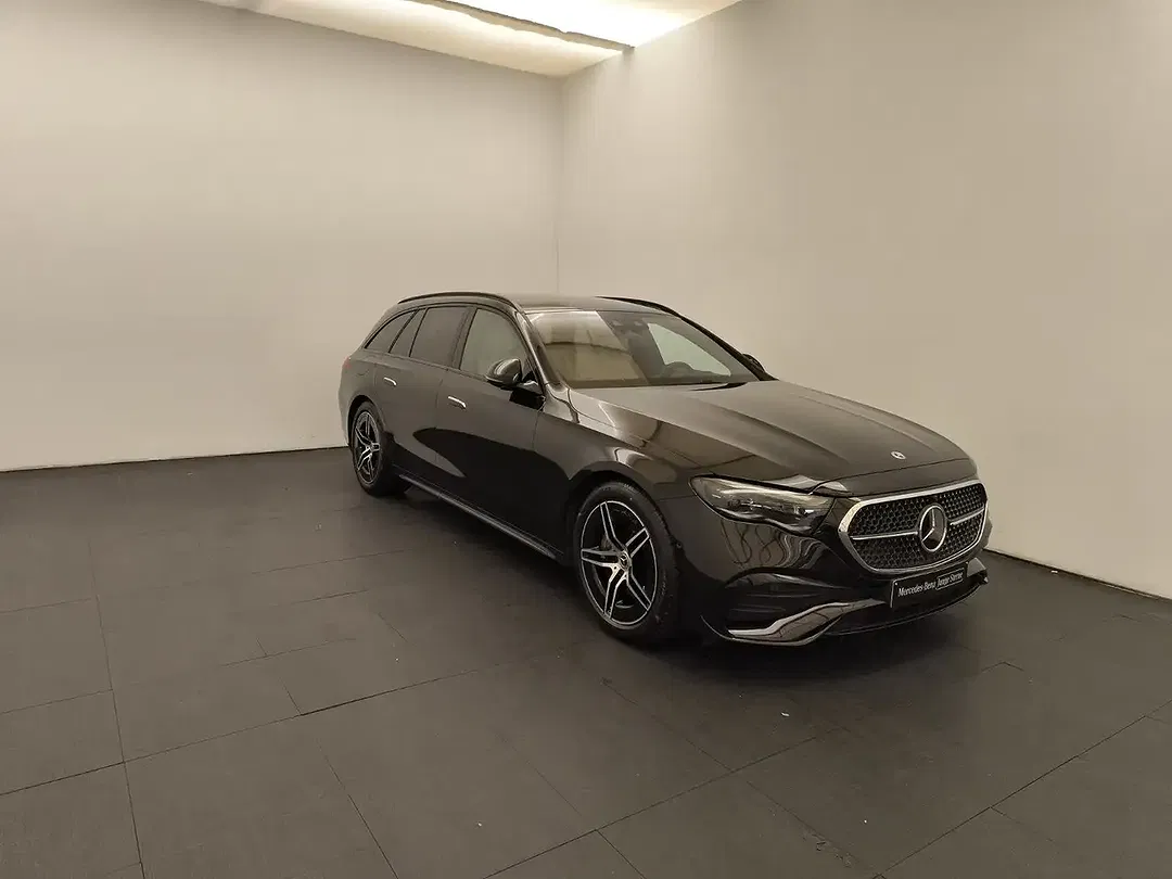 Mercedes-Benz E 220 AMG Night - Thumbnail 2