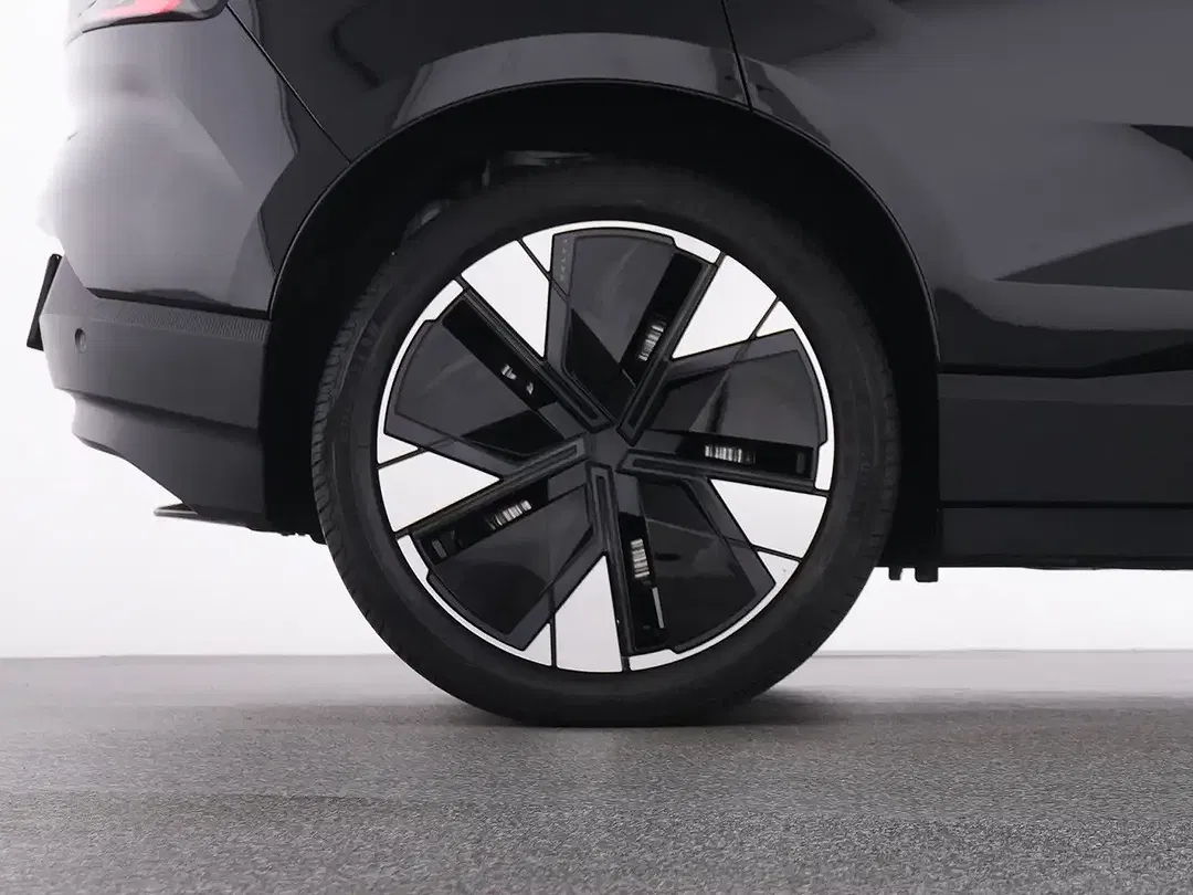 Volvo EX30 eAWD Plus - Thumbnail 23