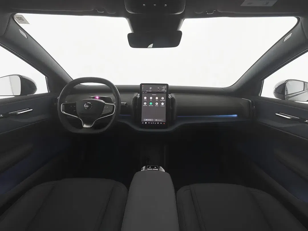 Volvo EX30 eAWD Plus - Thumbnail 4