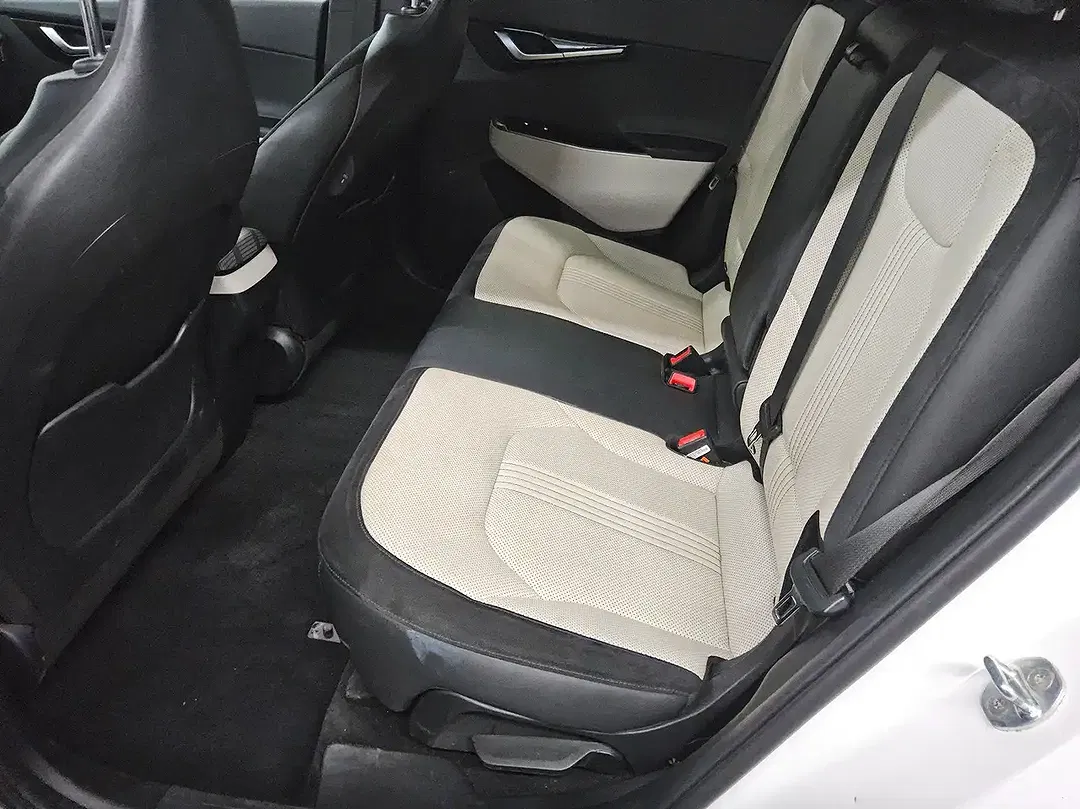 Kia EV6 GT - Thumbnail 13