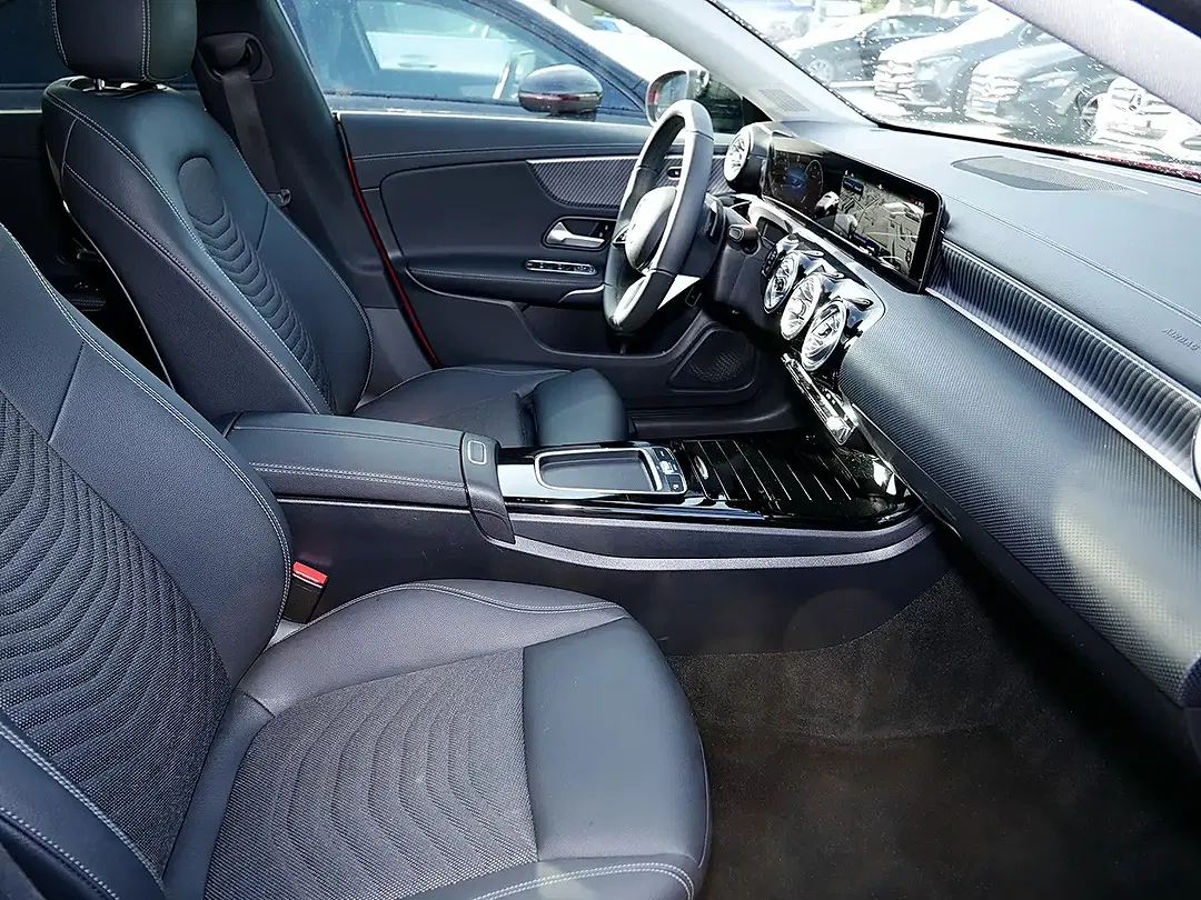 Mercedes-Benz CLA 200 Progressive - Thumbnail 5