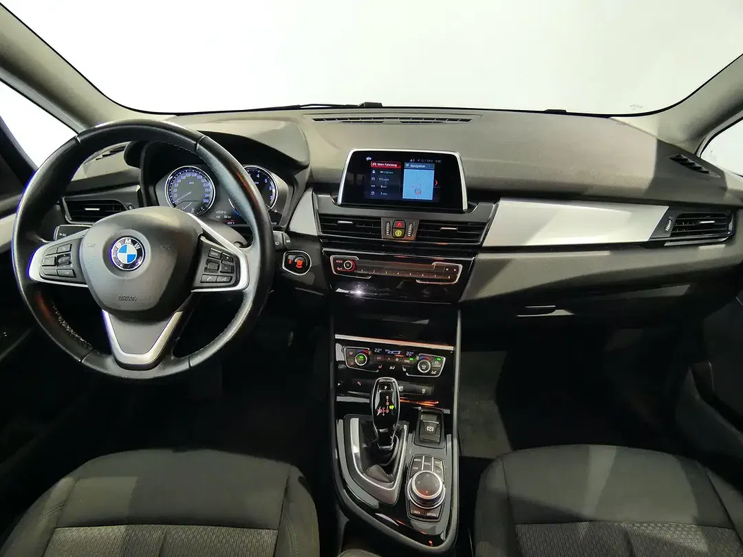 BMW 218 AUT - Thumbnail 11