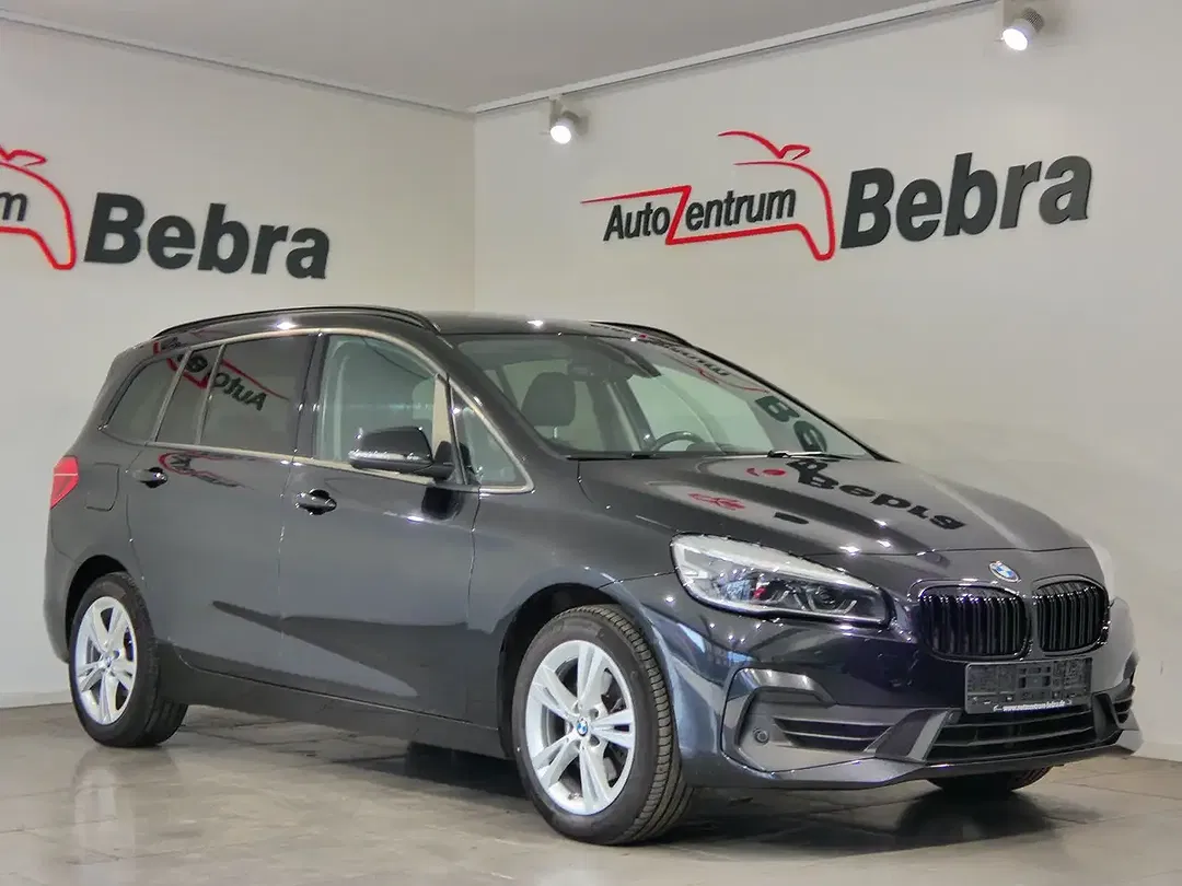 BMW 218 AUT - Thumbnail 3