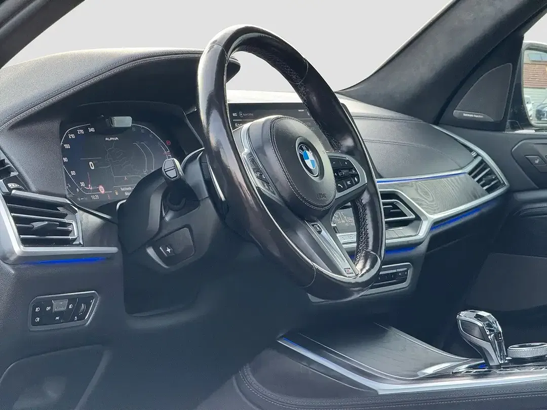 BMW X7 xDrive Alpina M Sport - Thumbnail 4