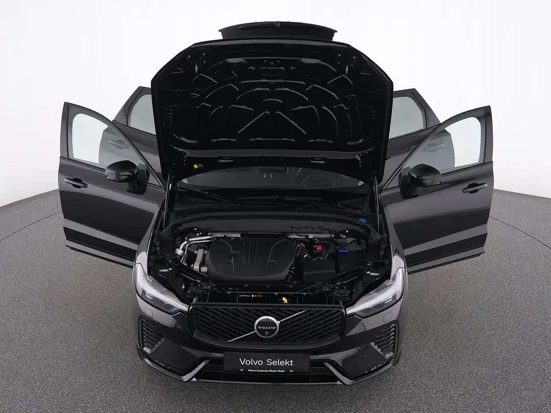 Volvo XC60 B5 AWD Ultra Dark - Thumbnail 12