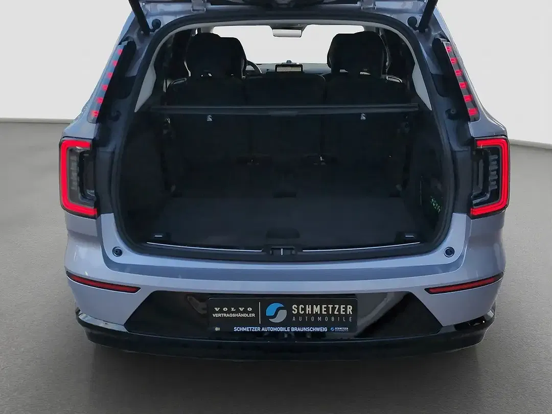 Volvo EX90 Ultra - Thumbnail 13