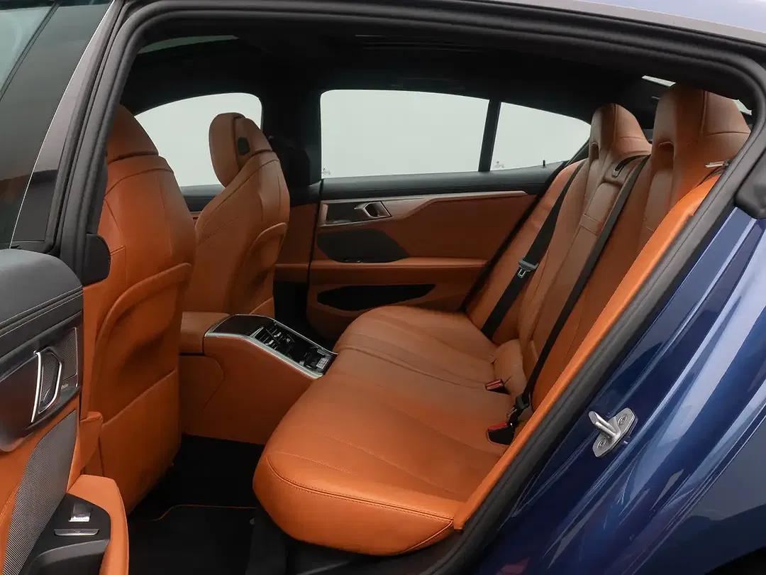 Alpina B8 4.4 Bi-Turbo - Thumbnail 26