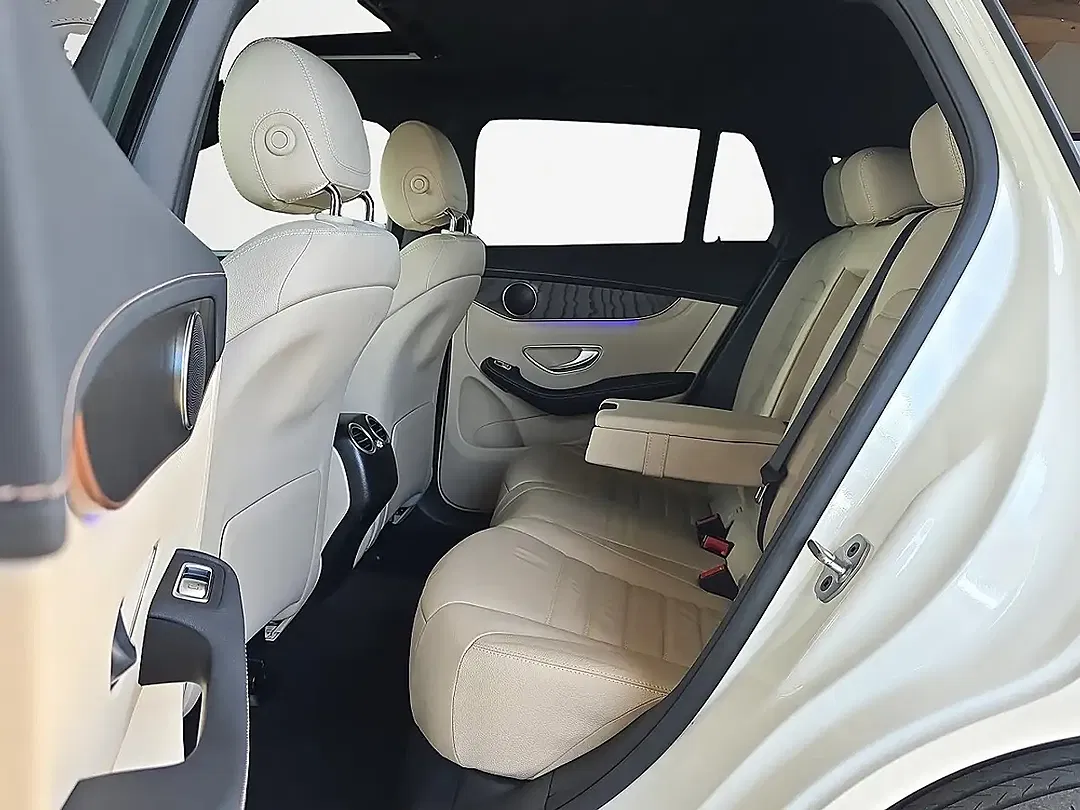 Mercedes-Benz EQC 400 4MATIC - Thumbnail 12