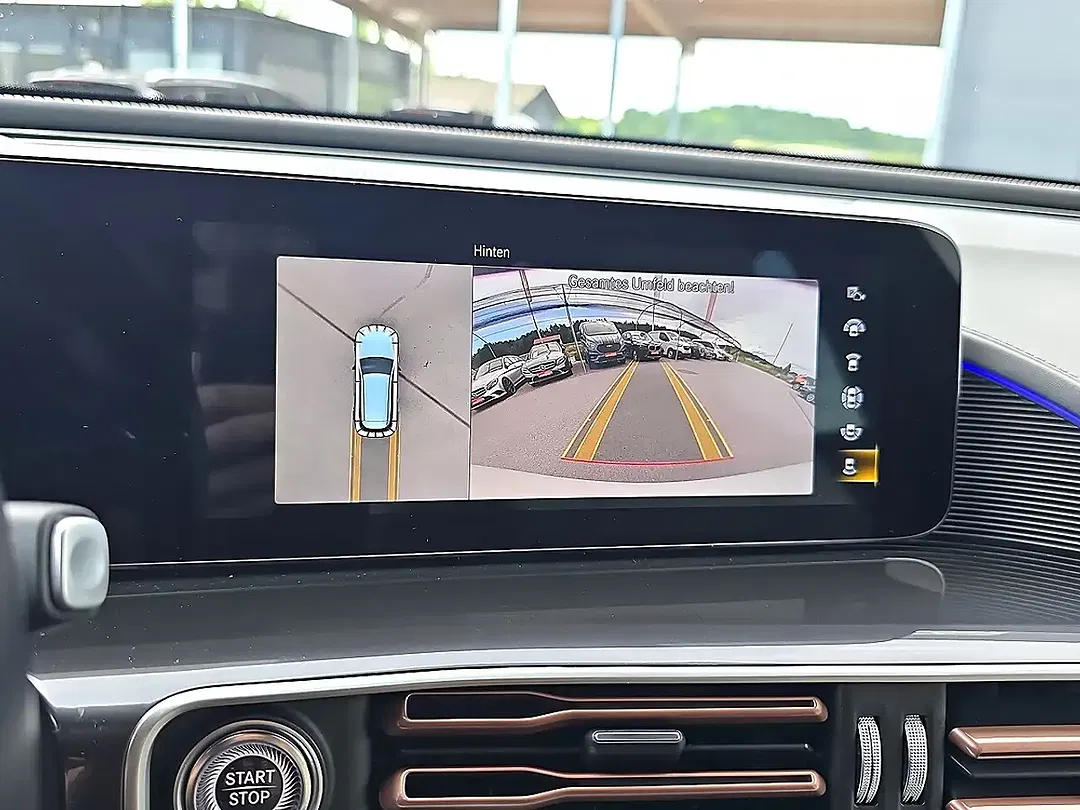 Mercedes-Benz EQC 400 4MATIC - Thumbnail 24
