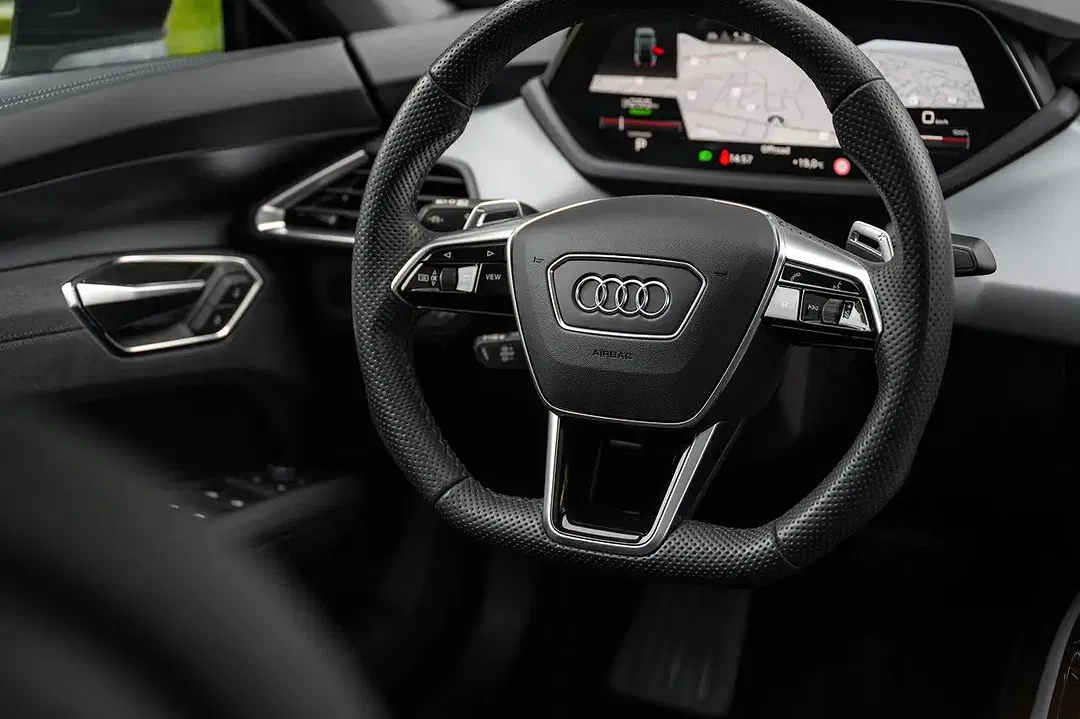 Audi e-tron GT quattro RS - Thumbnail 11