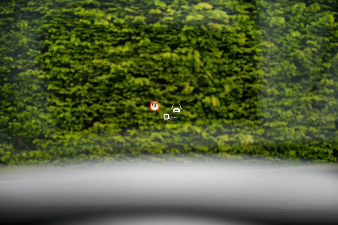 Audi e-tron GT quattro RS - Thumbnail 12