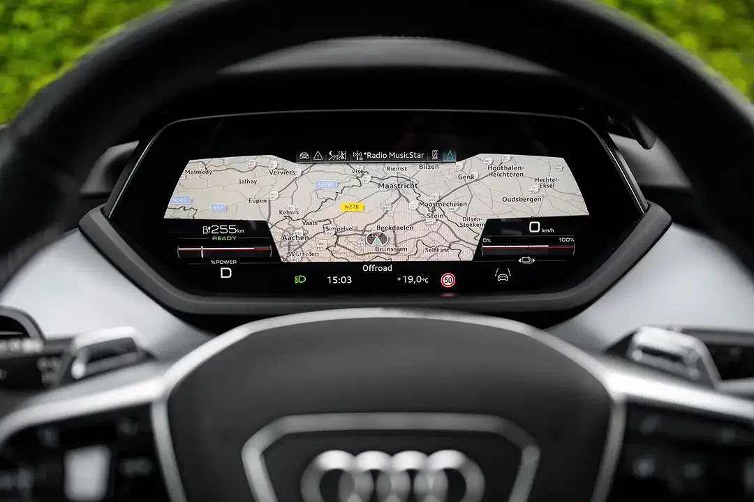 Audi e-tron GT quattro RS - Thumbnail 13