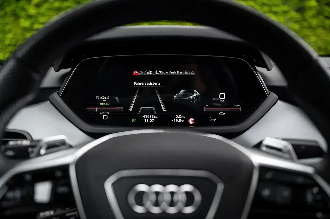 Audi e-tron GT quattro RS - Thumbnail 14