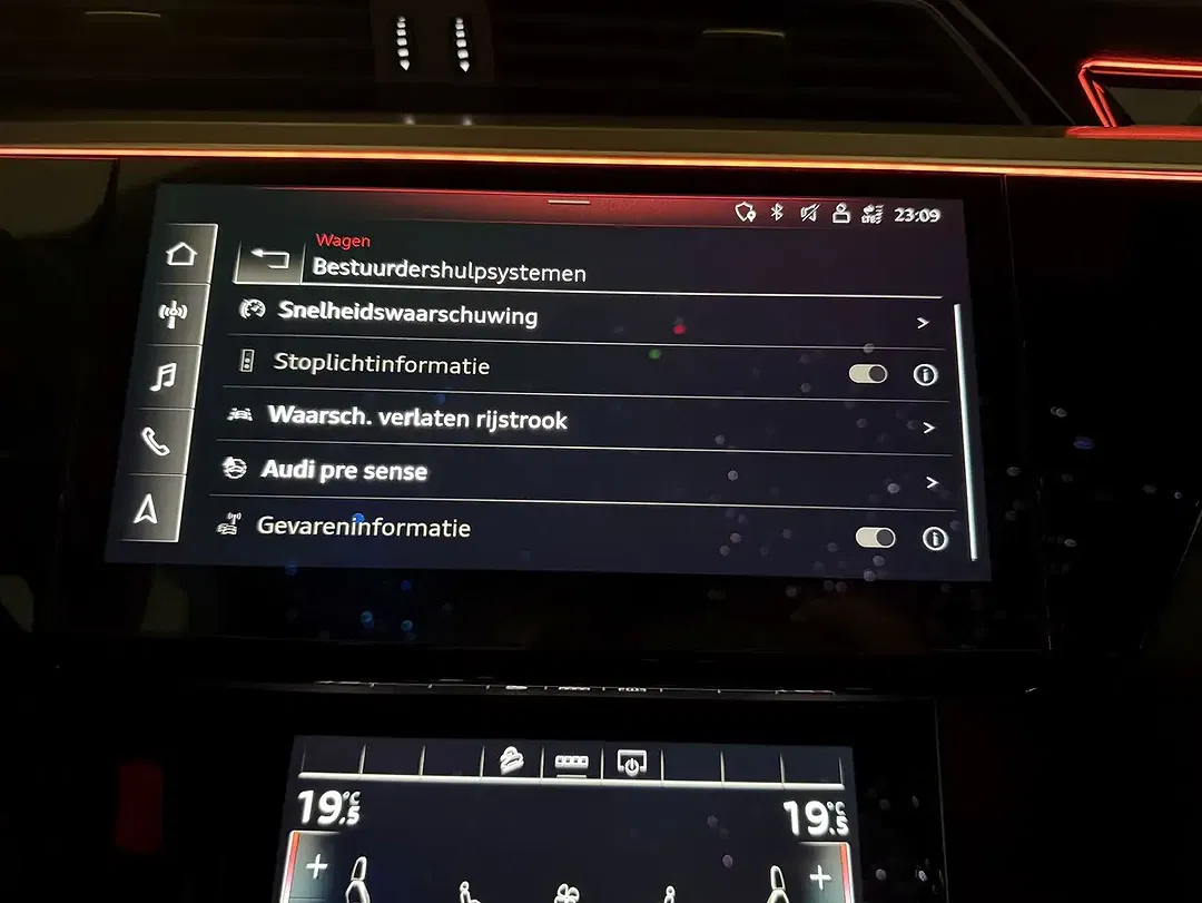 Audi Q8 e-tron quattro exclusive S line - Thumbnail 10