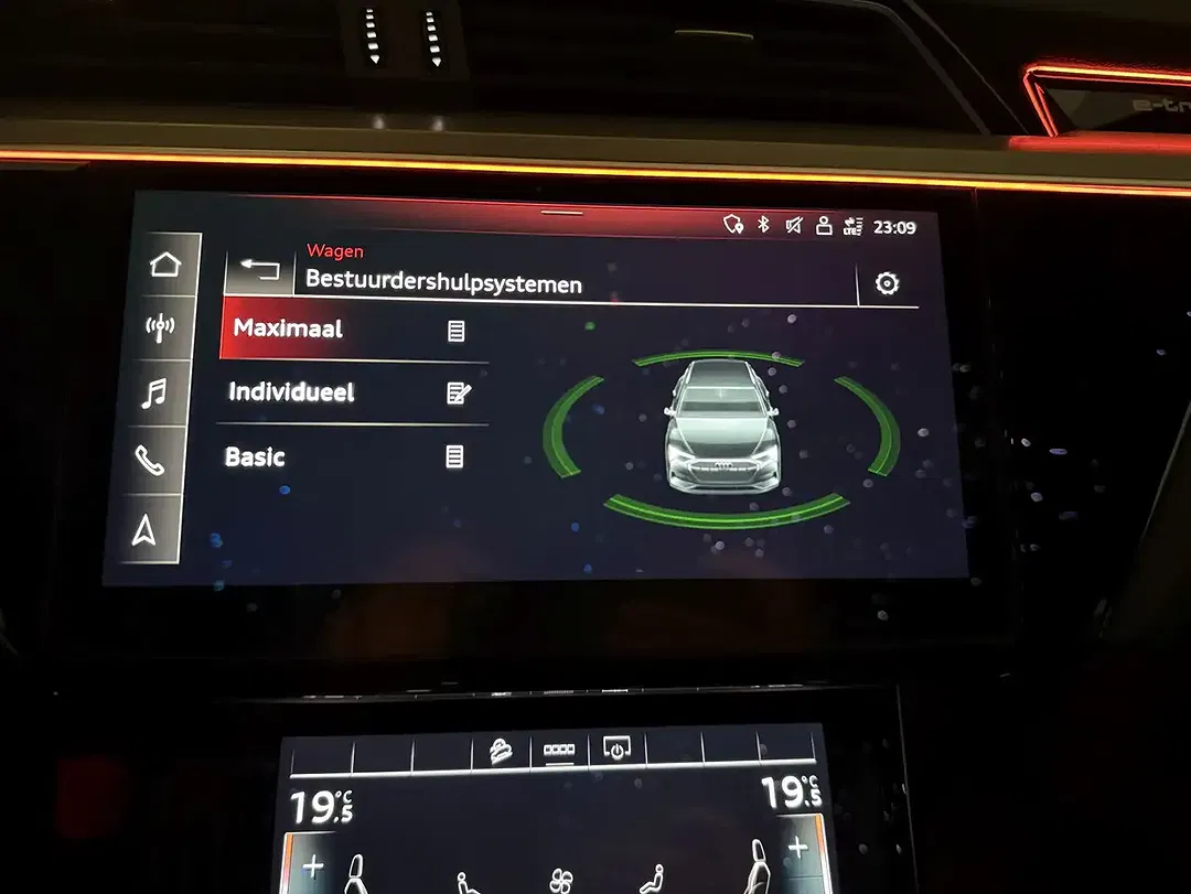 Audi Q8 e-tron quattro exclusive S line - Thumbnail 9