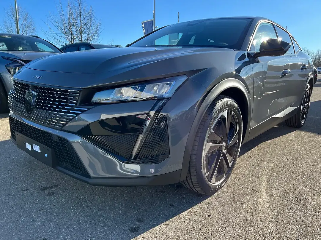 Peugeot 408 136 Hybrid Allure - foto 1