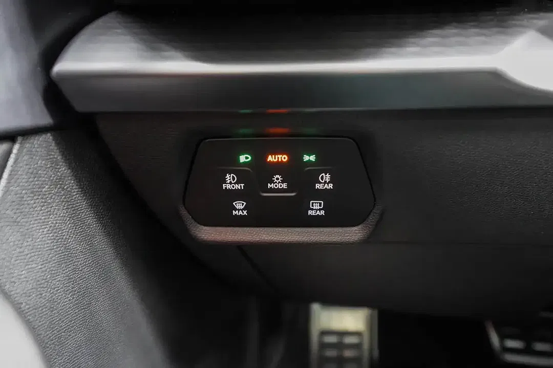 CUPRA Formentor 1.5 eTSI DSG - Thumbnail 11