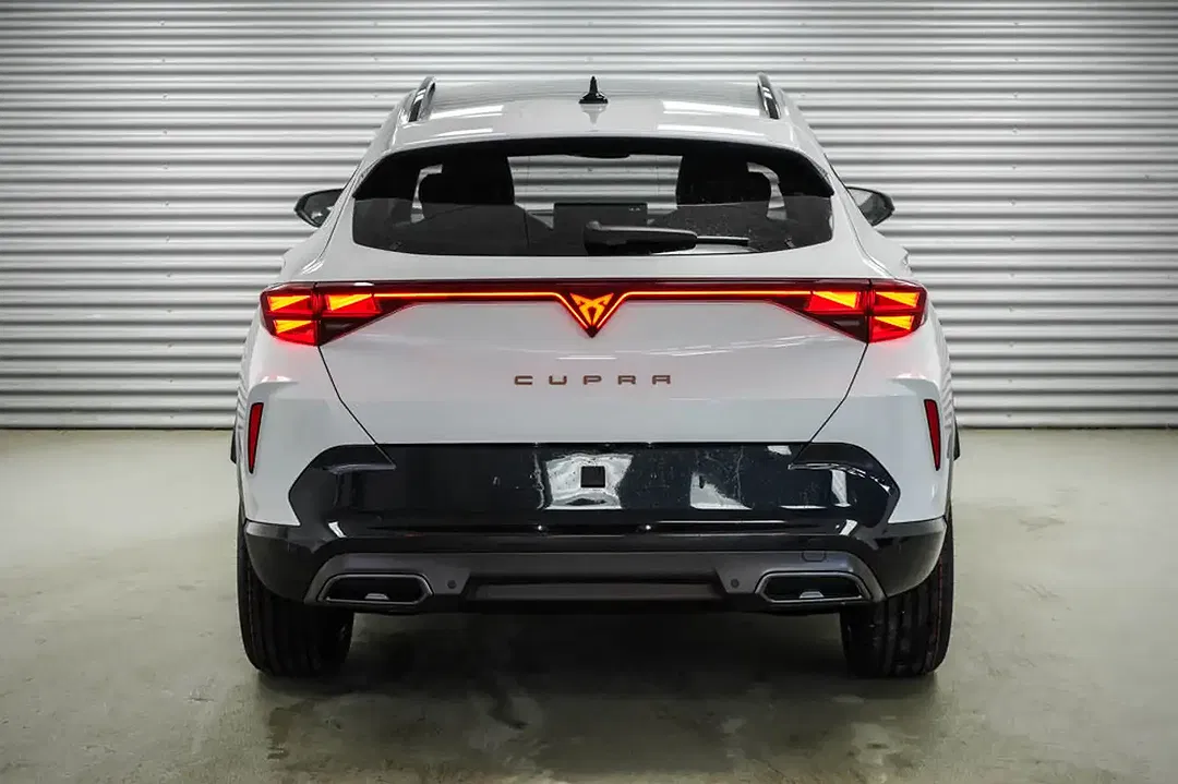 CUPRA Formentor 1.5 eTSI DSG - Thumbnail 3