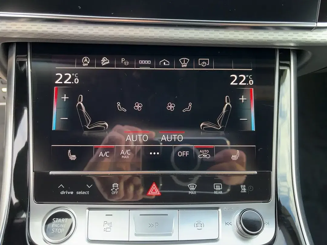 Audi Q8 TDI tiptronic quattro - Thumbnail 10