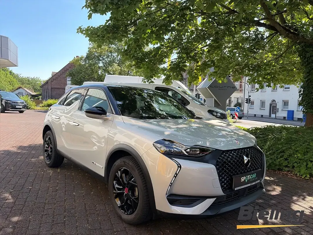DS Automobiles DS 3 - Thumbnail 4
