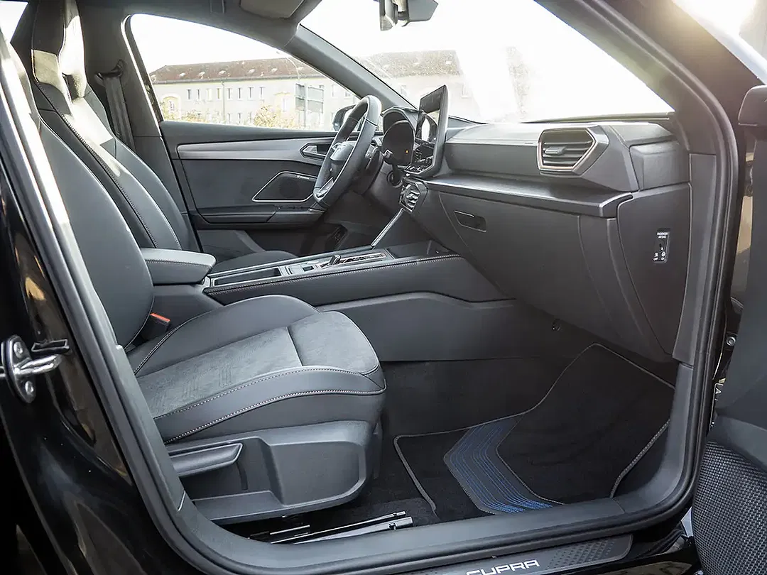 CUPRA Leon 1.5 TSI PHEV Sportstourer - Thumbnail 2