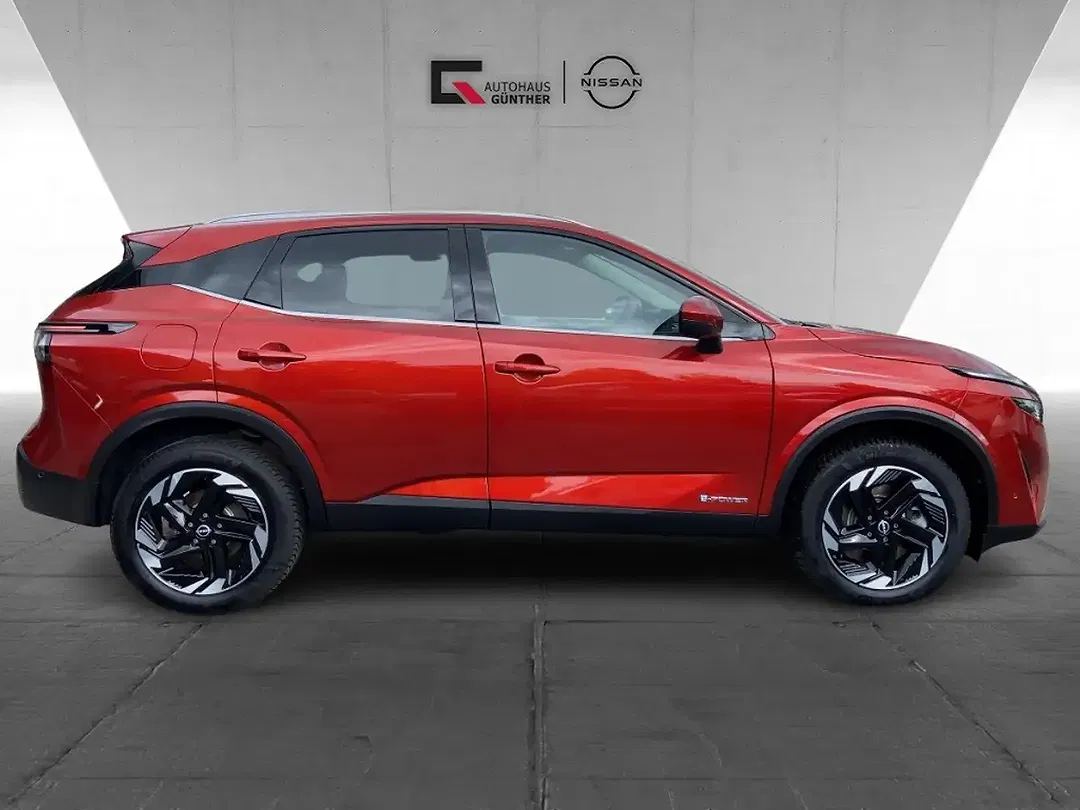 Nissan Qashqai N-Connecta - Thumbnail 4
