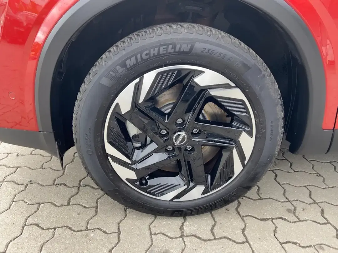 Nissan Qashqai N-Connecta - Thumbnail 6