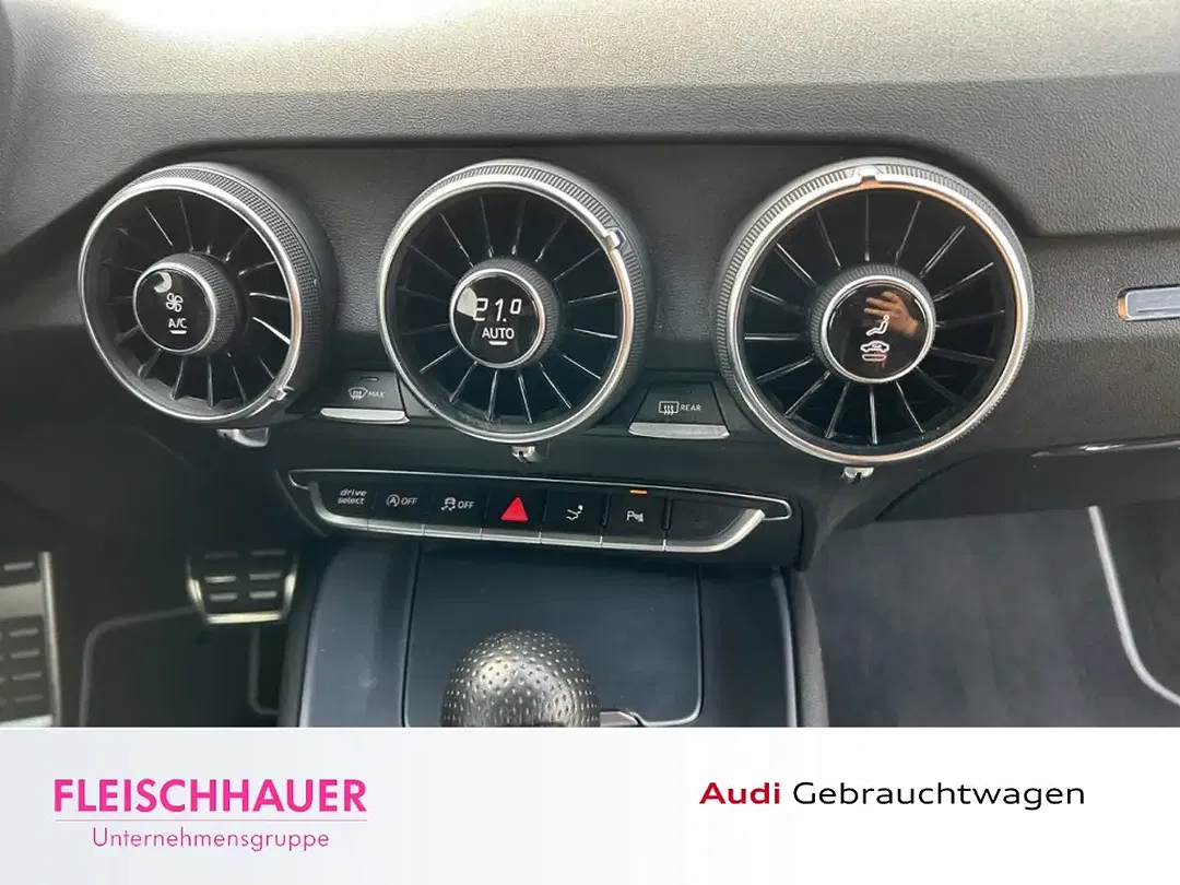 Audi TT 45 2.0 TFSI Roadster - Thumbnail 11