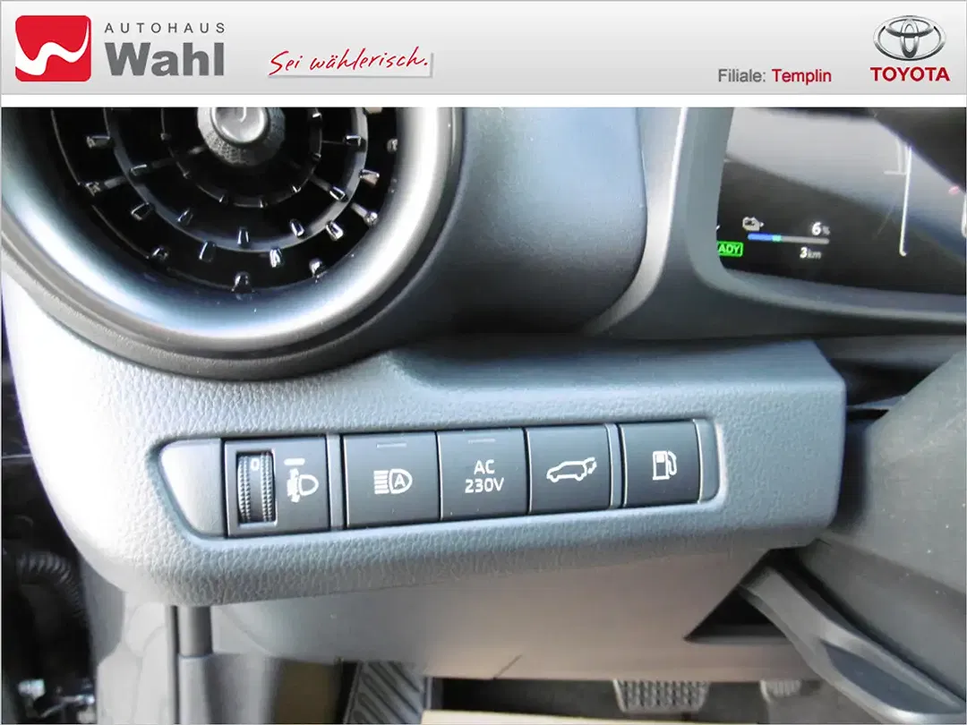 Toyota C-HR PHEV Teamplayer - Thumbnail 9