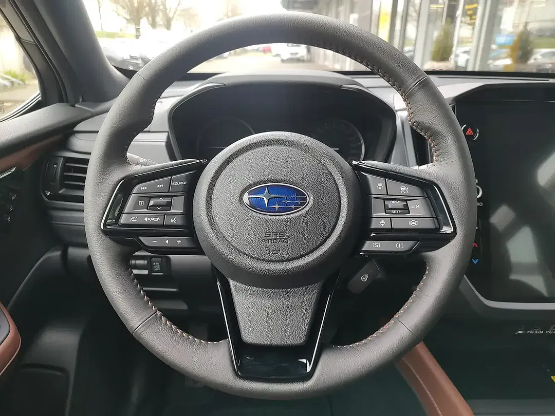 Subaru Forester 2.0 e-Boxer AWD Platinum - Thumbnail 11
