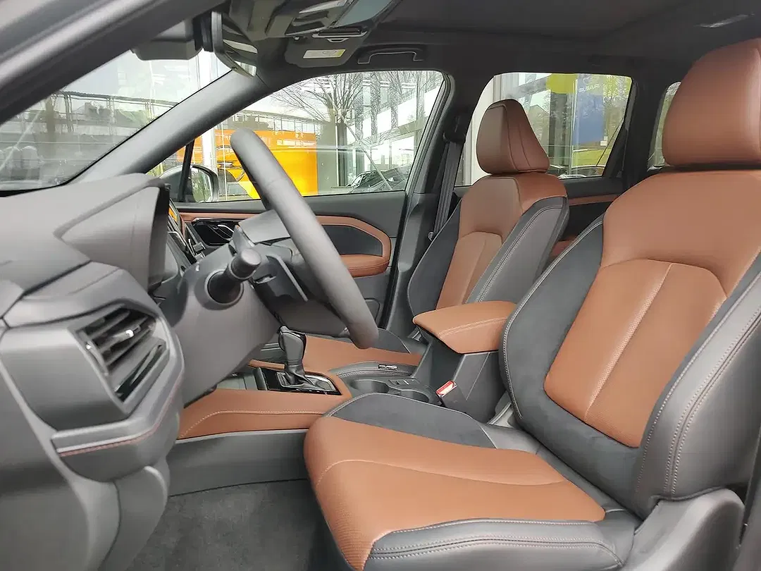 Subaru Forester 2.0 e-Boxer AWD Platinum - Thumbnail 13