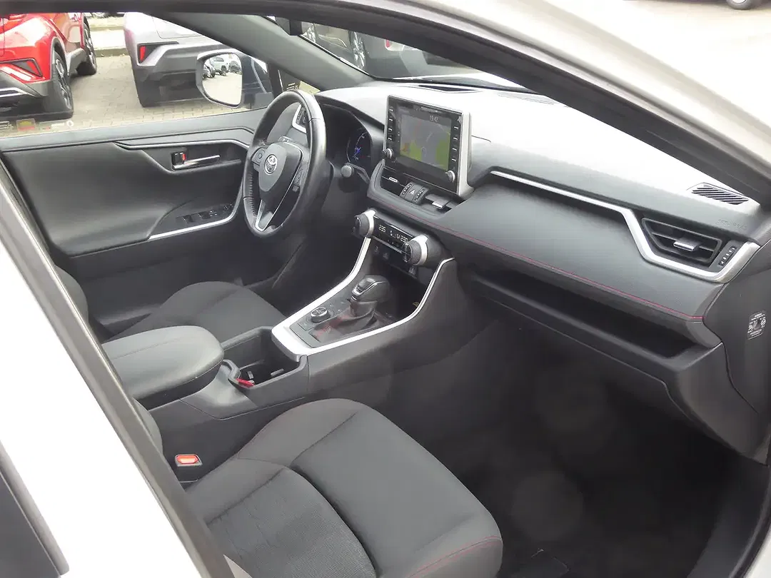 Toyota RAV 4 PHEV 4x4 - Thumbnail 13