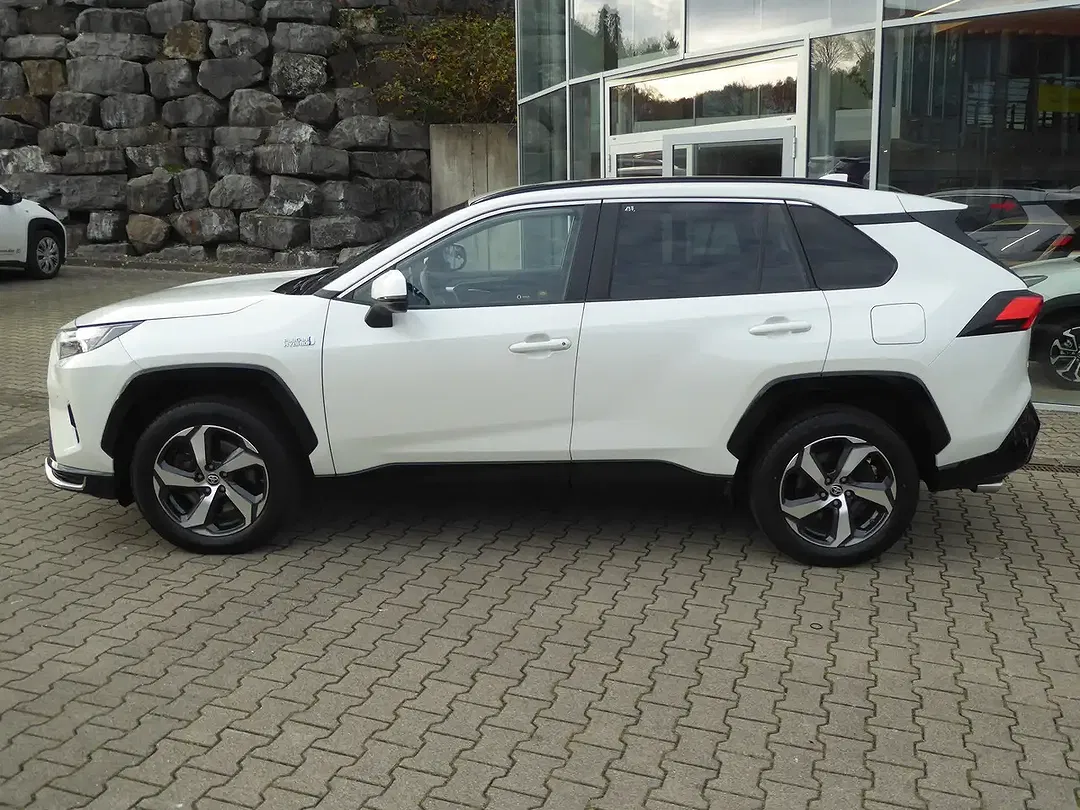 Toyota RAV 4 PHEV 4x4 - Thumbnail 5