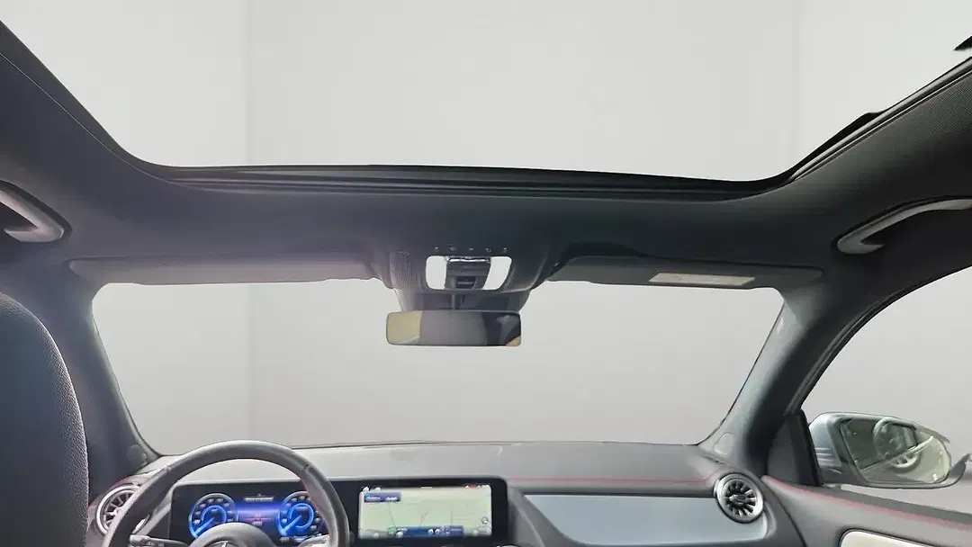 Mercedes-Benz EQA 250 AMG Line - Thumbnail 14