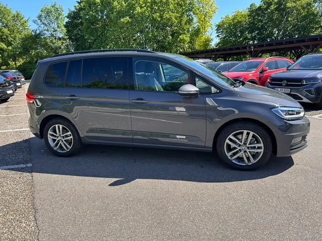 Volkswagen Touran 1.5 TSI DSG Comfortline - Thumbnail 3