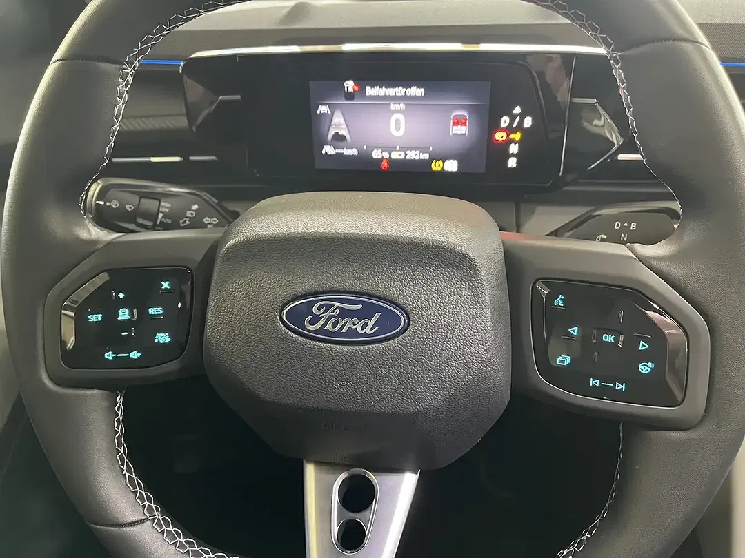 Ford Capri Premium - foto 14