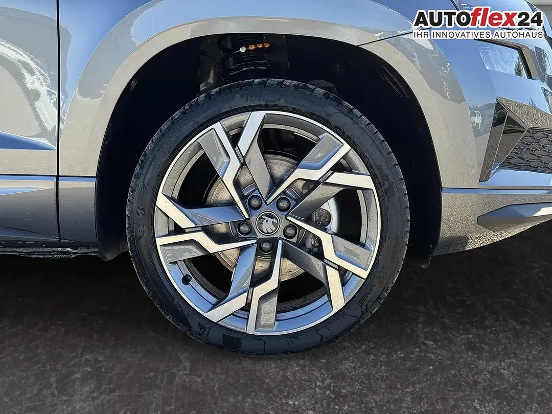 Skoda Karoq 2.0 TSI DSG 4x4 Sportline - Thumbnail 10
