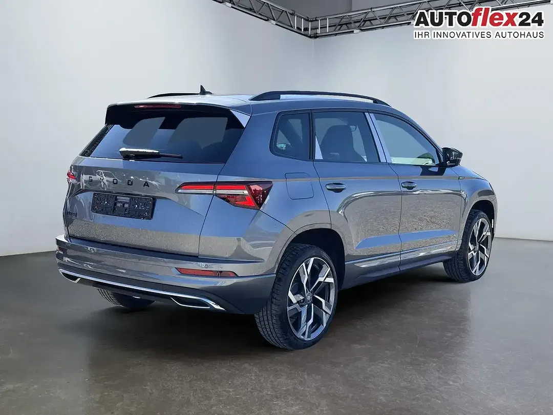 Skoda Karoq 2.0 TSI DSG 4x4 Sportline - Thumbnail 6