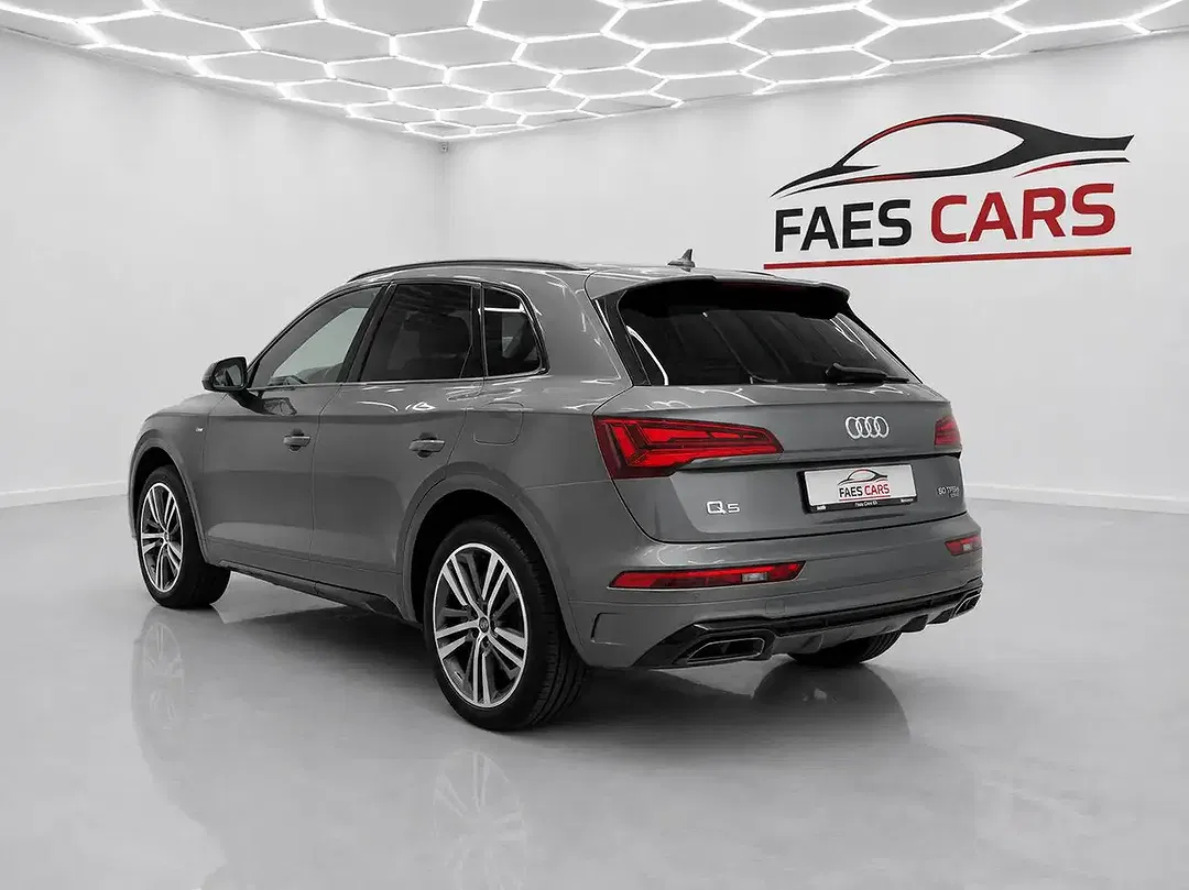 Audi Q5 50 PHEV TFSI e S tronic quattro advanced - Thumbnail 5