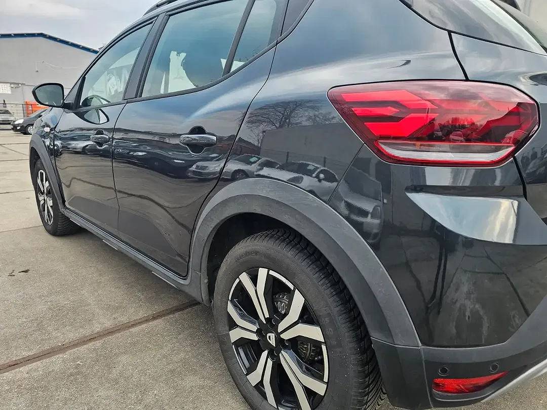Dacia Sandero Stepway - Thumbnail 8