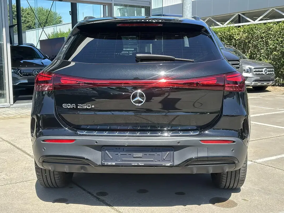 Mercedes-Benz EQA 250 AMG Line - Thumbnail 15