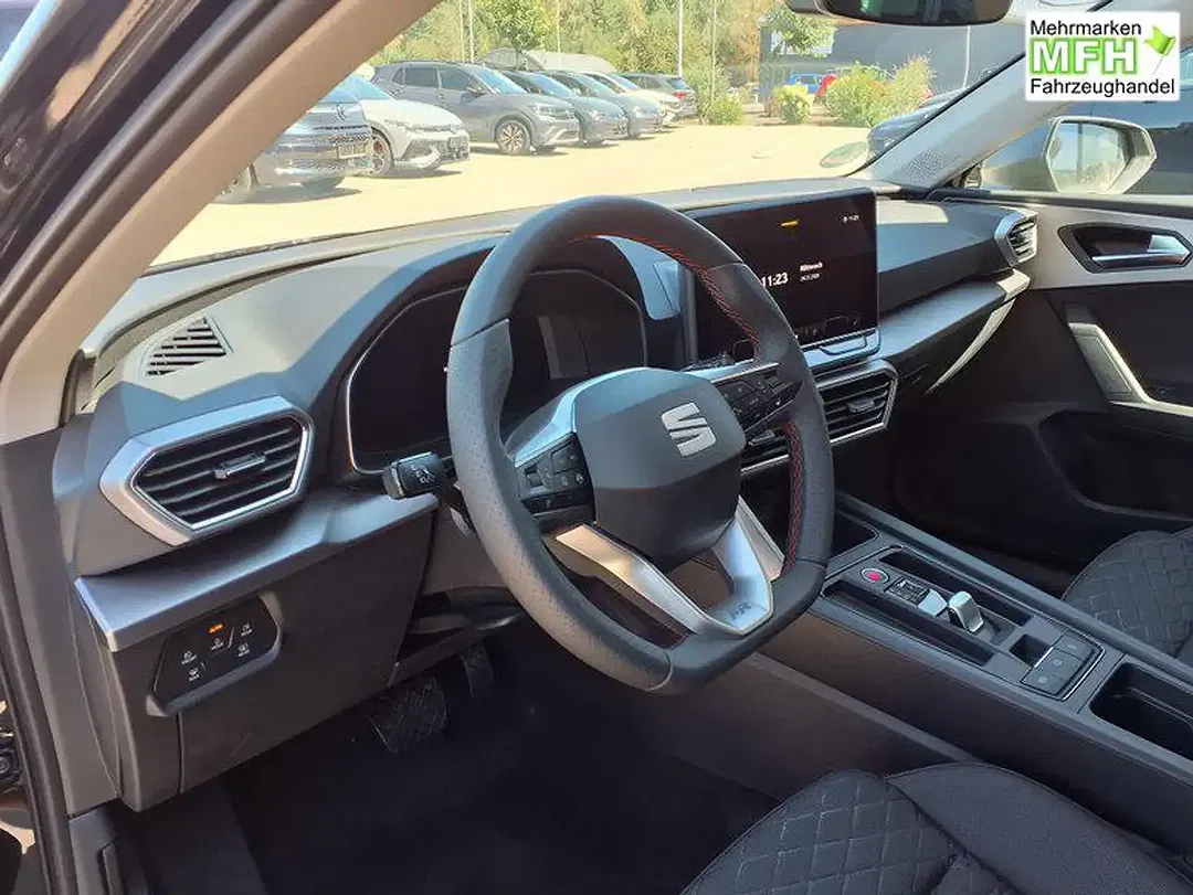 SEAT Leon 1.5 eTSI FR - Thumbnail 6