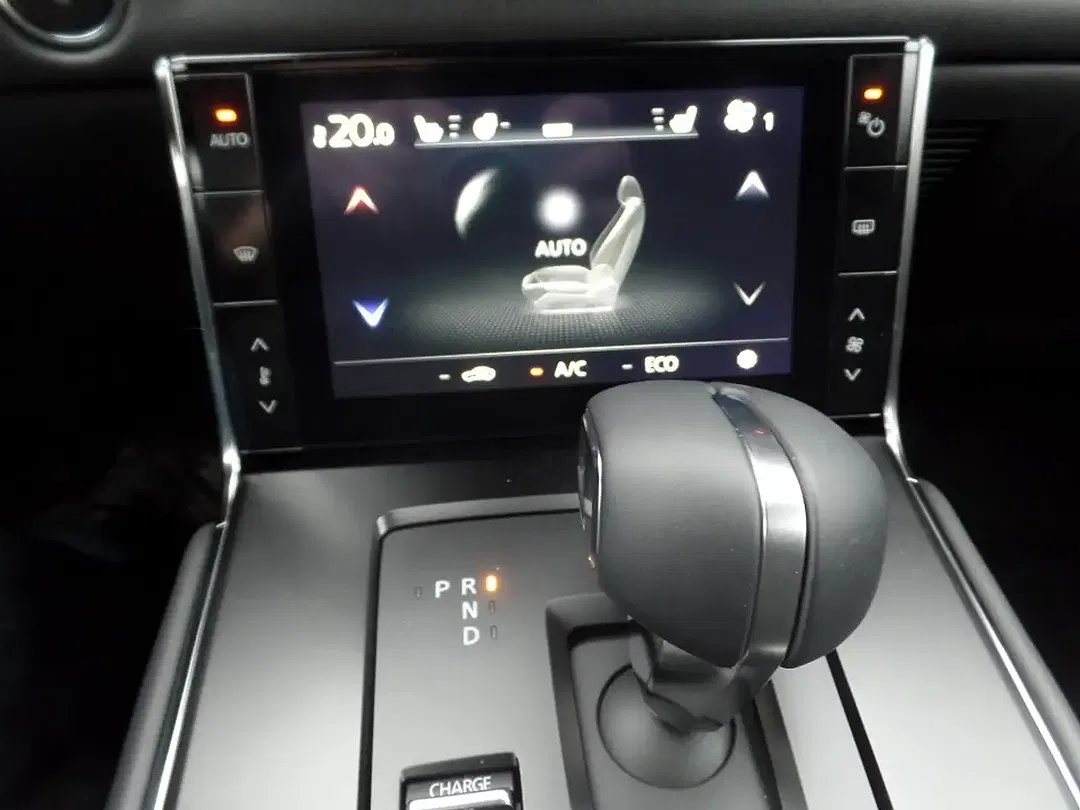 Mazda MX-30 e-SKYACTIV R-EV Exclusive-Line - Thumbnail 6