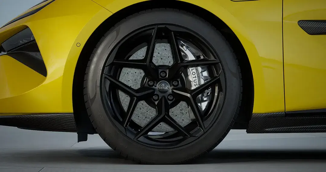 Lotus Emeya R - Thumbnail 4
