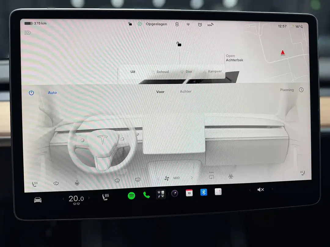 Tesla Model Y AWD Long Range Premium - Thumbnail 17